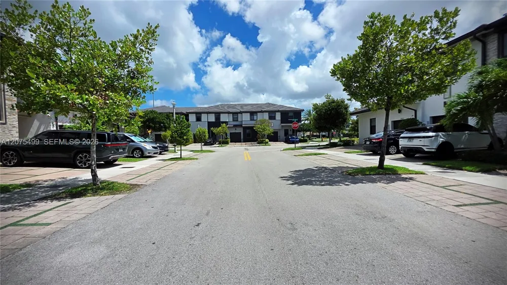 16017 NW 91st Ct Miami Lakes, FL 33018