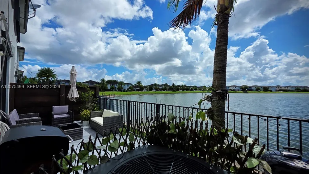 16017 NW 91st Ct Miami Lakes, FL 33018