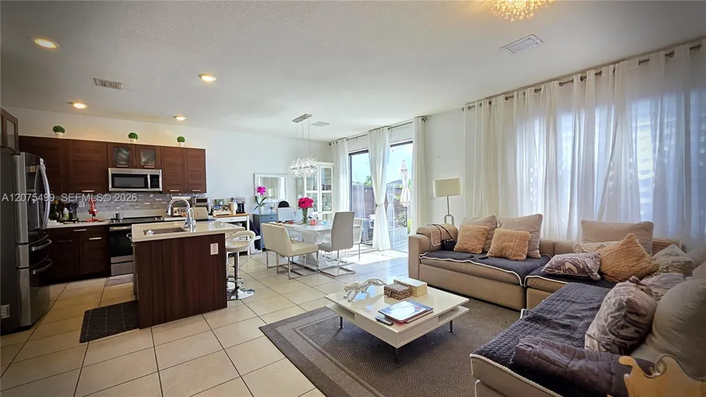 16017 NW 91st Ct Miami Lakes, FL 33018