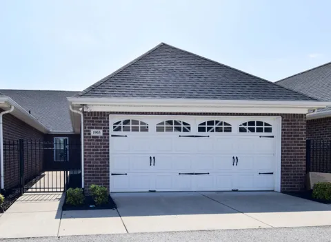 395 Devon Chase Hl #1903