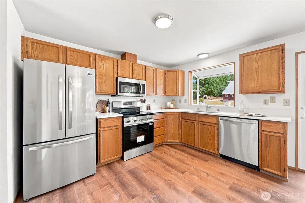 13714 217th Avenue SE Issaquah, WA 98027