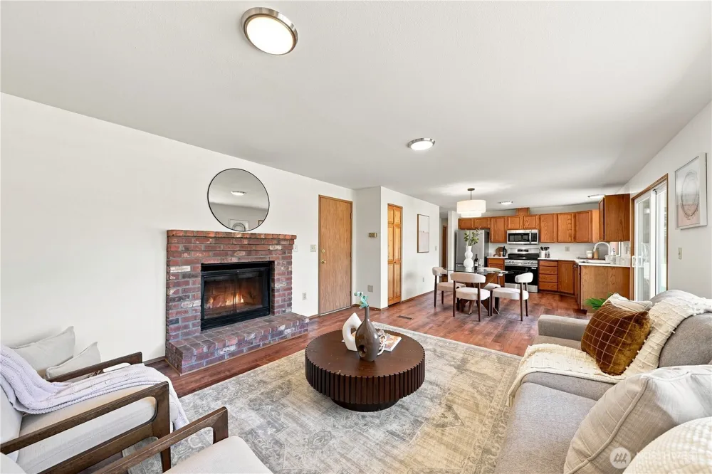 13714 217th Avenue SE Issaquah, WA 98027