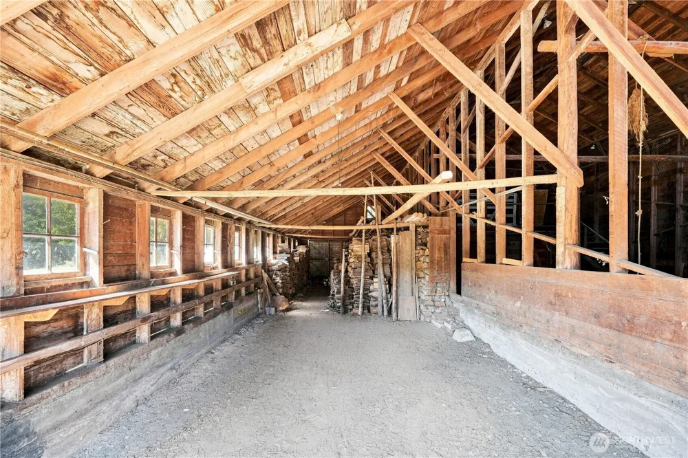 13714 217th Avenue SE Issaquah, WA 98027