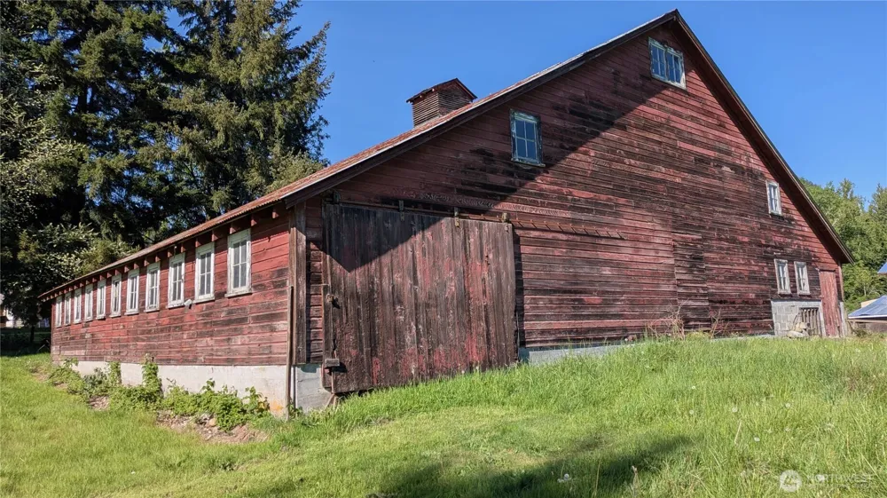 13714 217th Avenue SE Issaquah, WA 98027