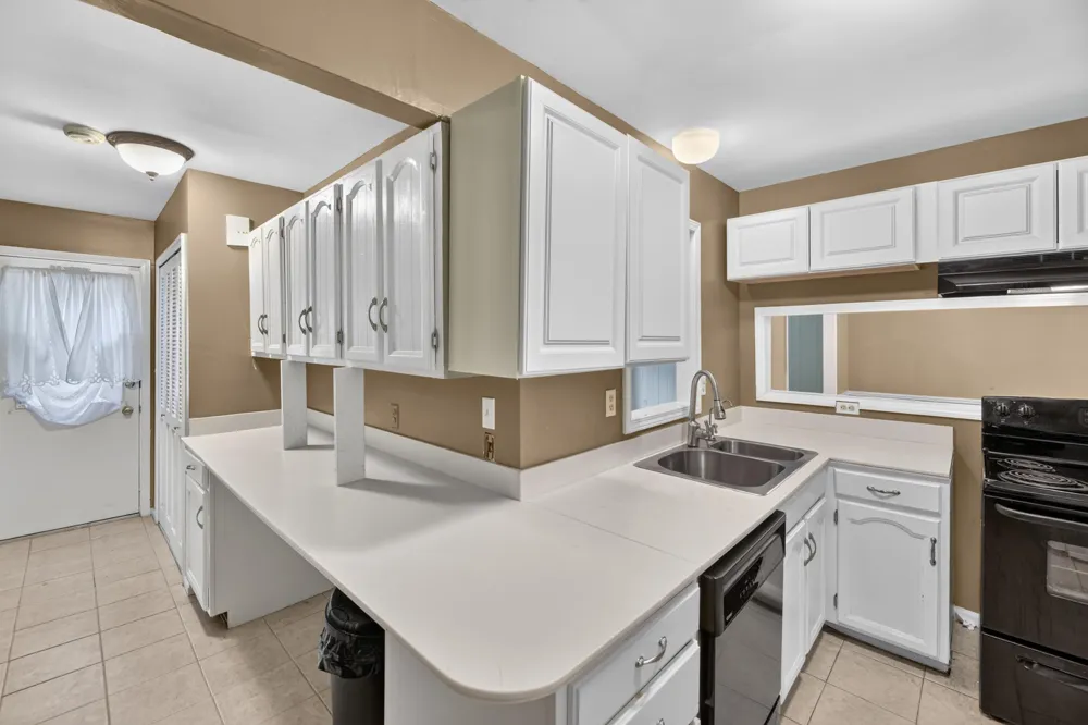 3309 Sunset Drive Flint City, MI 48503