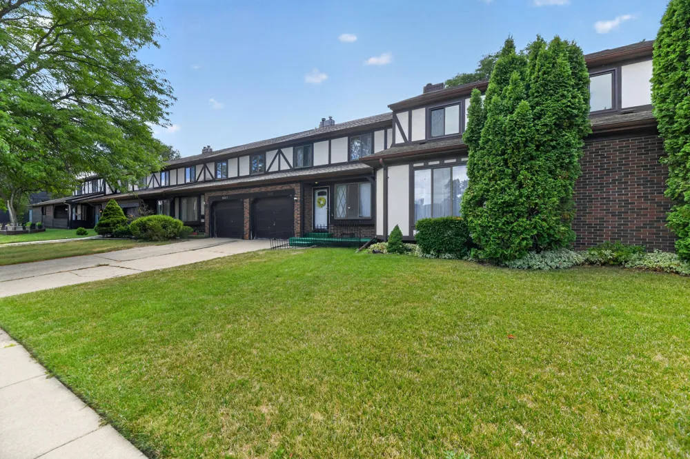 3309 Sunset Drive Flint City, MI 48503
