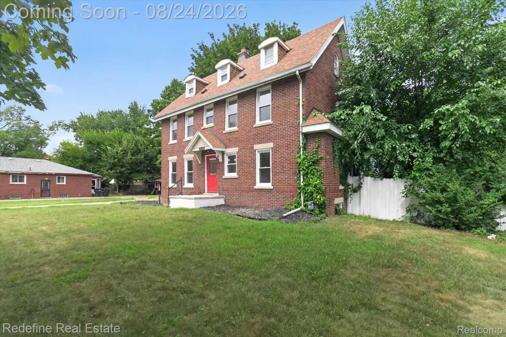 22608 Frisbee Street Detroit City, MI 48219