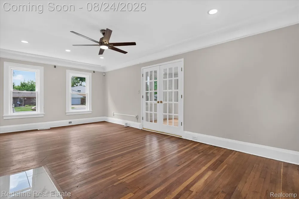 22608 Frisbee Street Detroit City, MI 48219