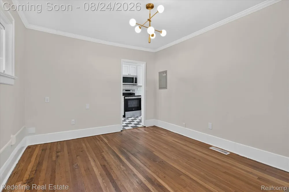 22608 Frisbee Street Detroit City, MI 48219