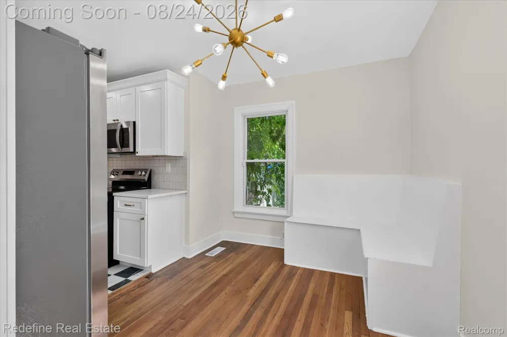 22608 Frisbee Street Detroit City, MI 48219