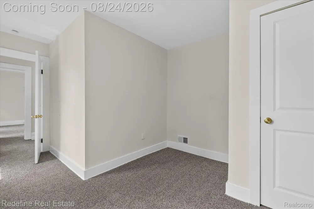 22608 Frisbee Street Detroit City, MI 48219