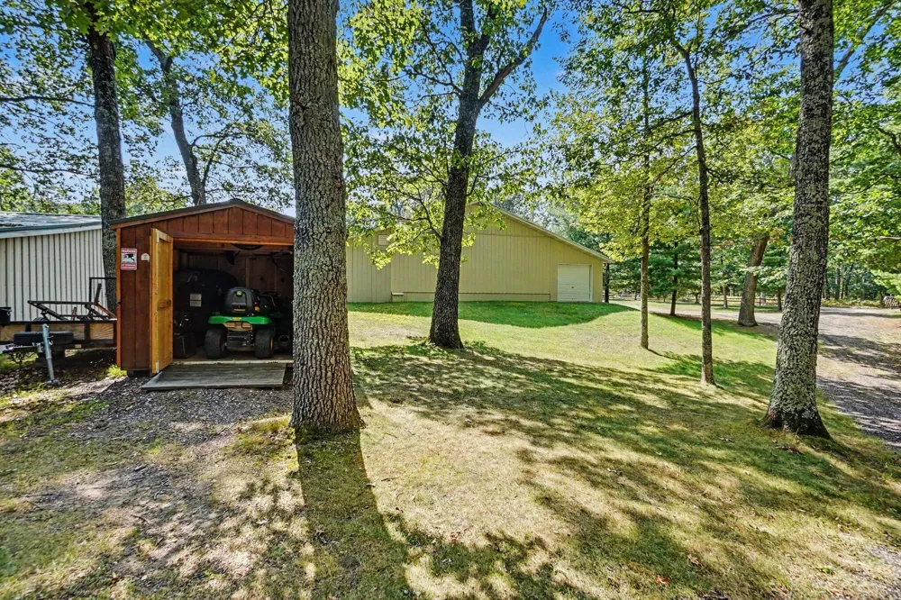 11023 S Roby Lake Drive Lake Township, MI 49304