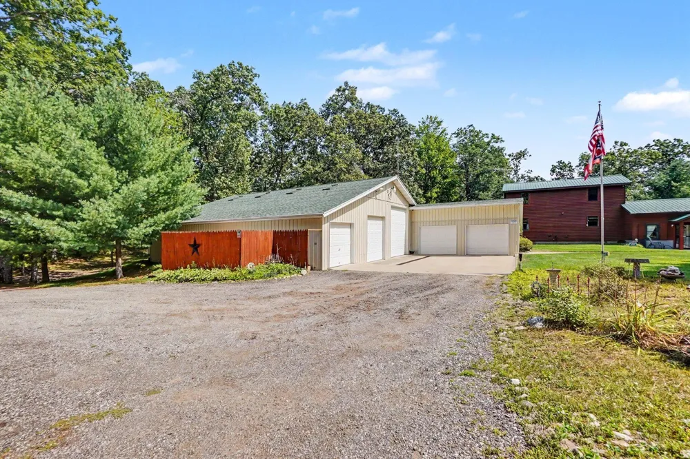 11023 S Roby Lake Drive Lake Township, MI 49304