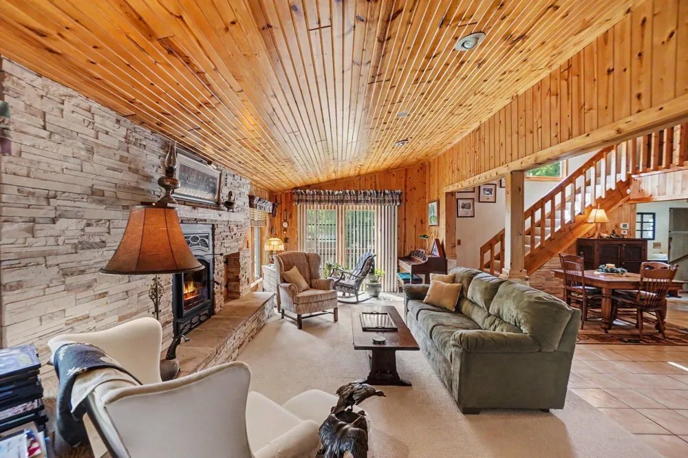 11023 S Roby Lake Drive Lake Township, MI 49304
