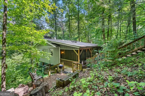 231 Dogwood CIR