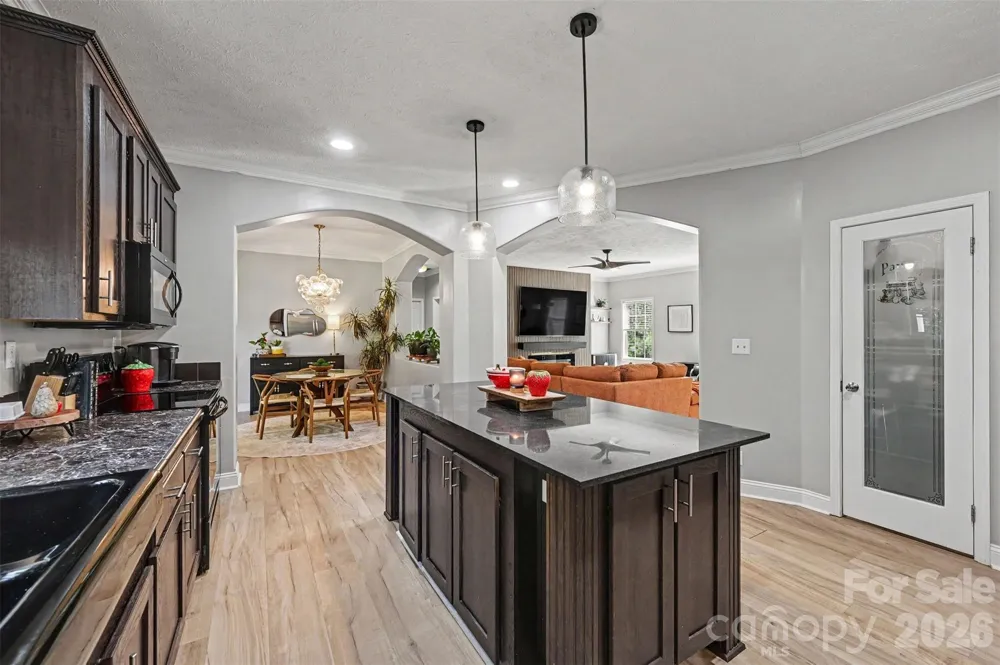140 Broome Farm Lane Mooresville, NC 28115