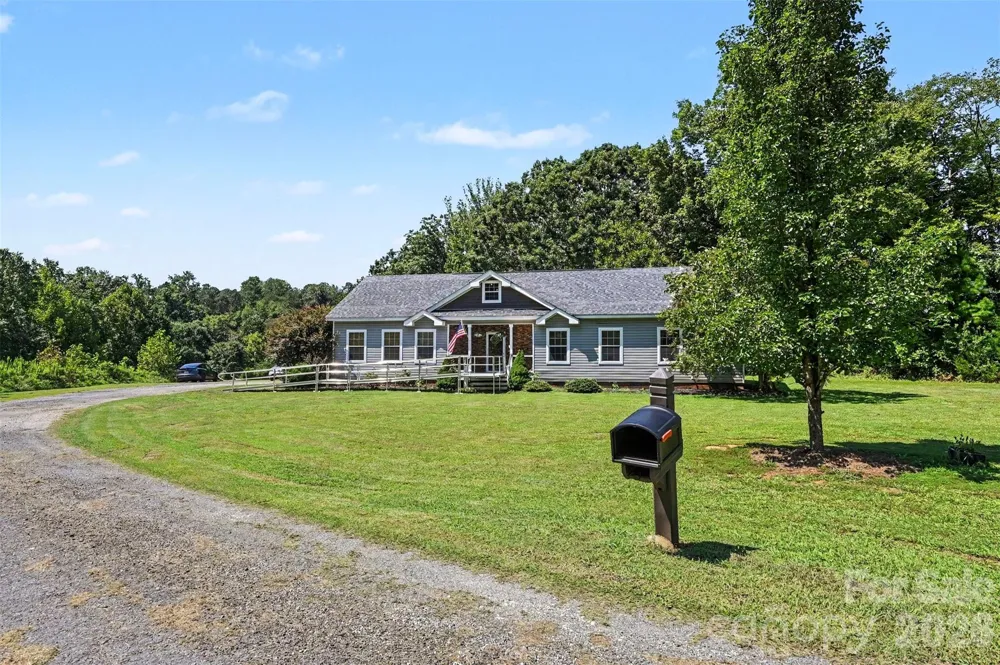 140 Broome Farm Lane Mooresville, NC 28115