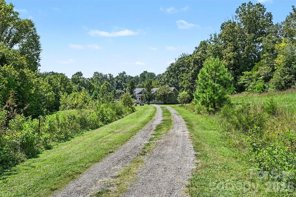 140 Broome Farm Lane Mooresville, NC 28115
