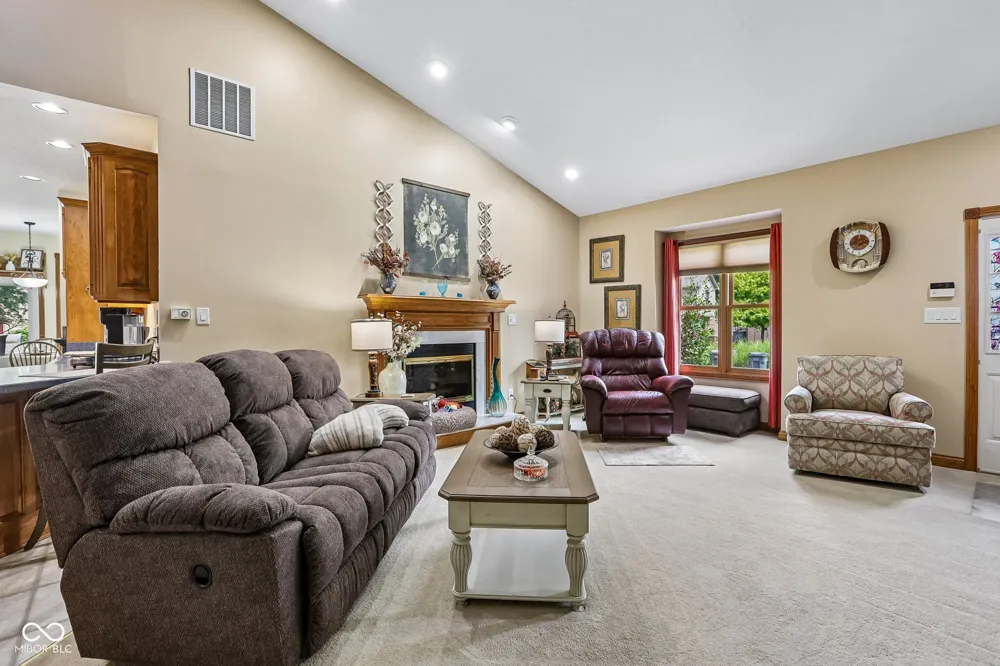 8936 Stonegate Way #A Indianapolis, IN 46227