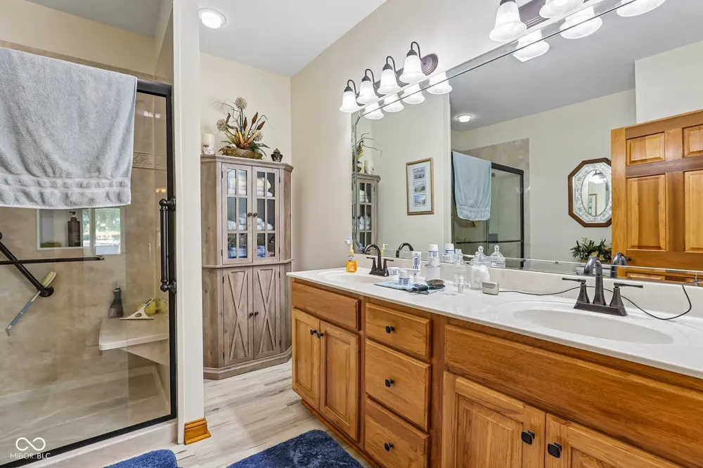 8936 Stonegate Way #A Indianapolis, IN 46227