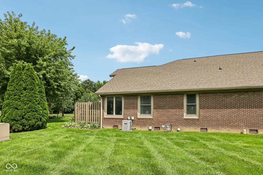 8936 Stonegate Way #A Indianapolis, IN 46227