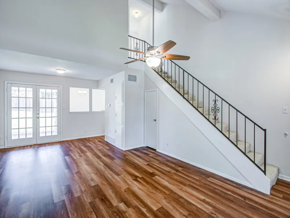 1701 Edge Hill Road Benbrook, TX 76126