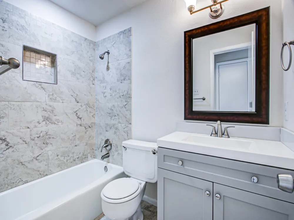 1701 Edge Hill Road Benbrook, TX 76126