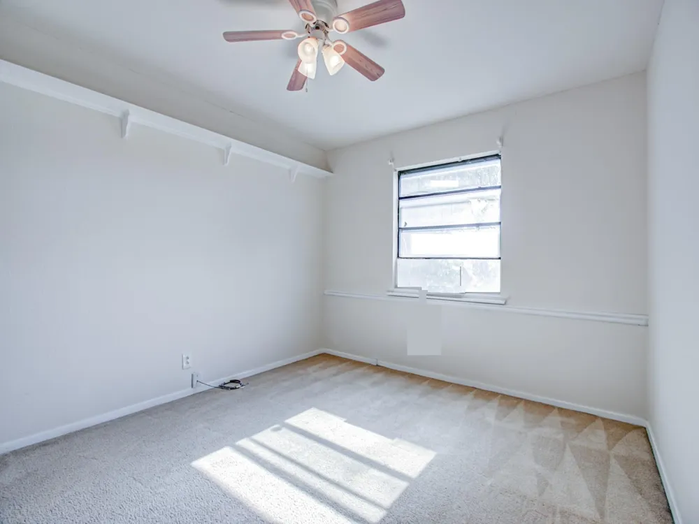1701 Edge Hill Road Benbrook, TX 76126