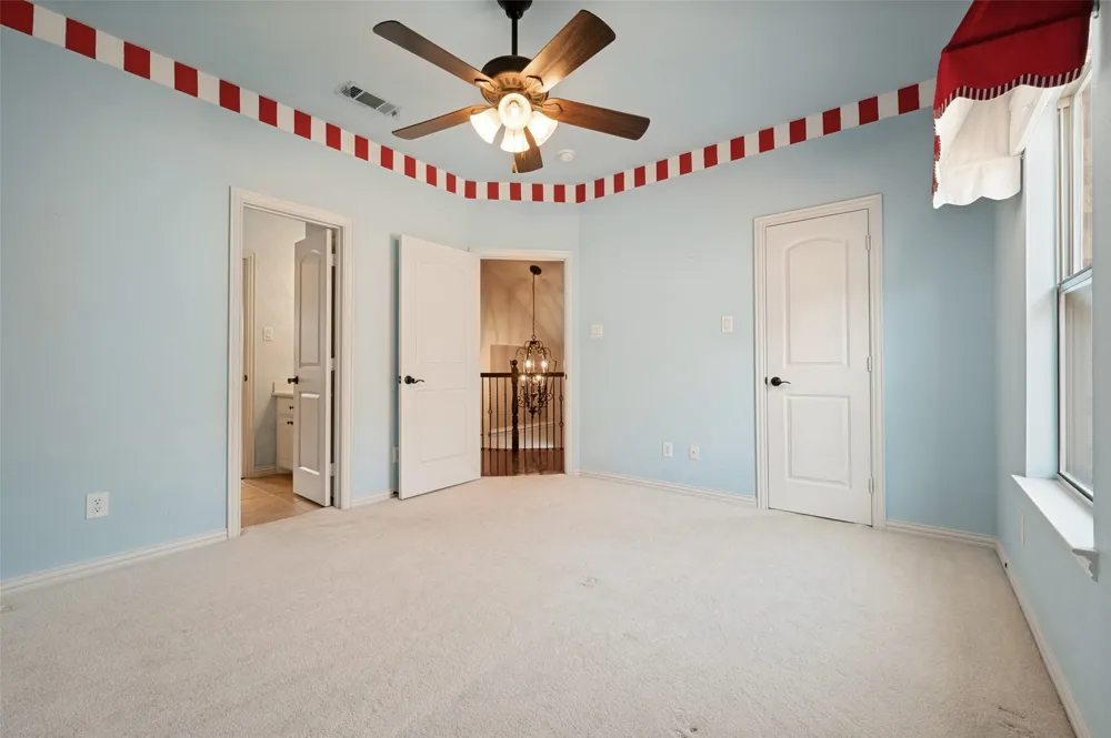 4046 E Hill Drive Irving, TX 75038