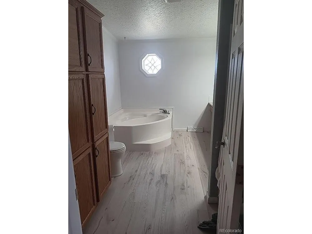 6559 Pickney Road Rye, CO 81069