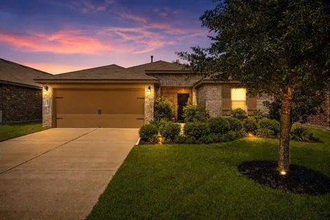 5650 Pleasant Falls Drive