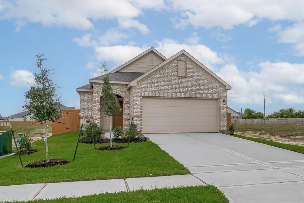 730 Marion Drive Dayton, TX 77535