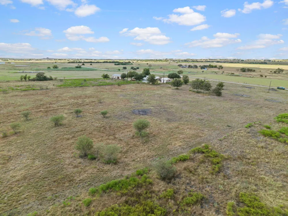 County Road 260 Moulton, TX 77975