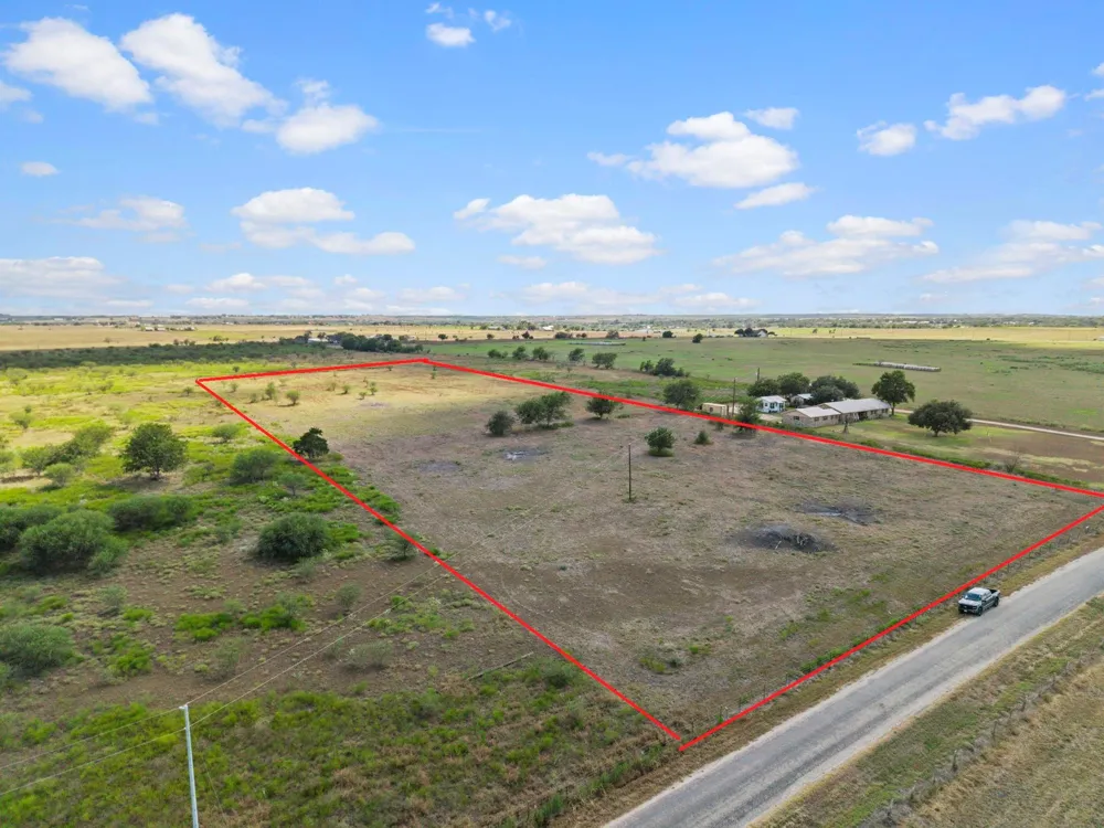 County Road 260 Moulton, TX 77975