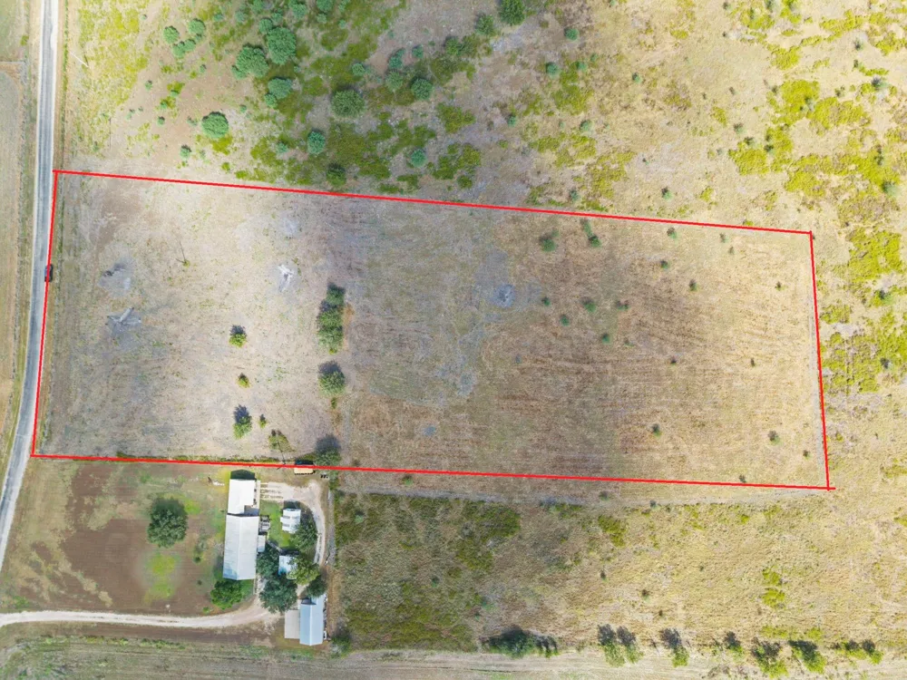 County Road 260 Moulton, TX 77975