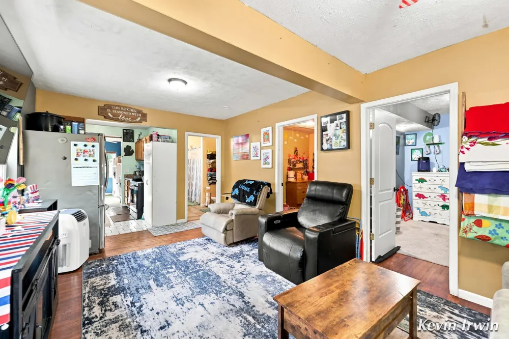 6780 Tulare Avenue NE Rockford, MI 49341