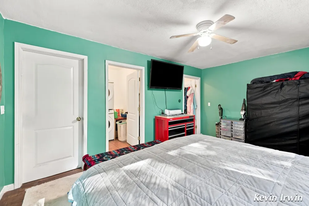 6780 Tulare Avenue NE Rockford, MI 49341