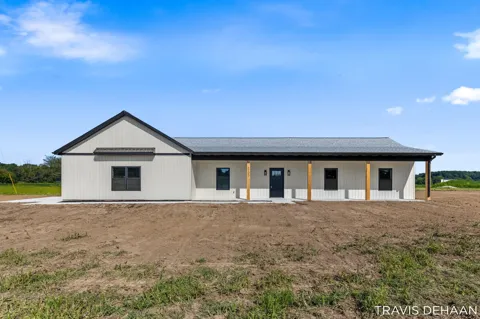 6200 Woodland Road