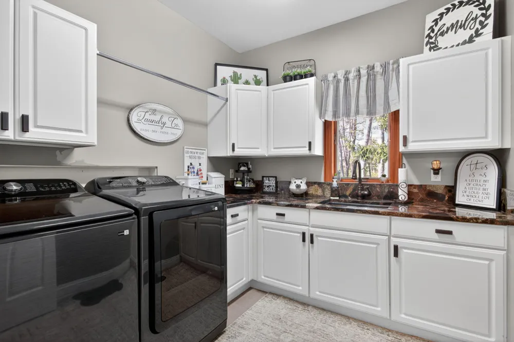 4929 Country Lane Jackson, MI 49201