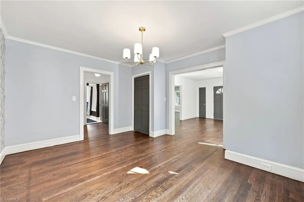 813 Arbordale Avenue High Point, NC 27262
