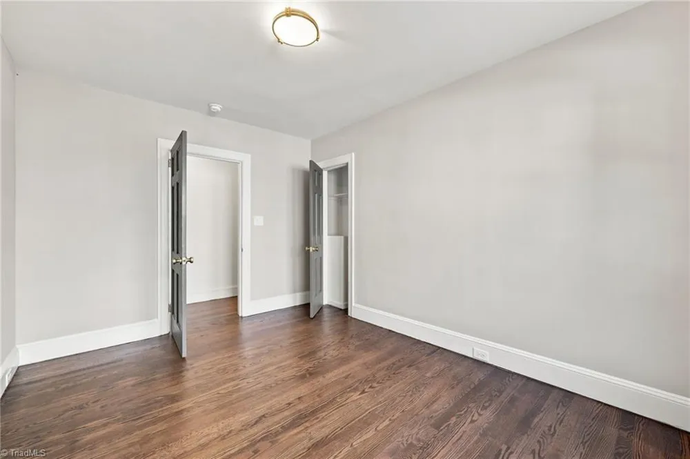 813 Arbordale Avenue High Point, NC 27262