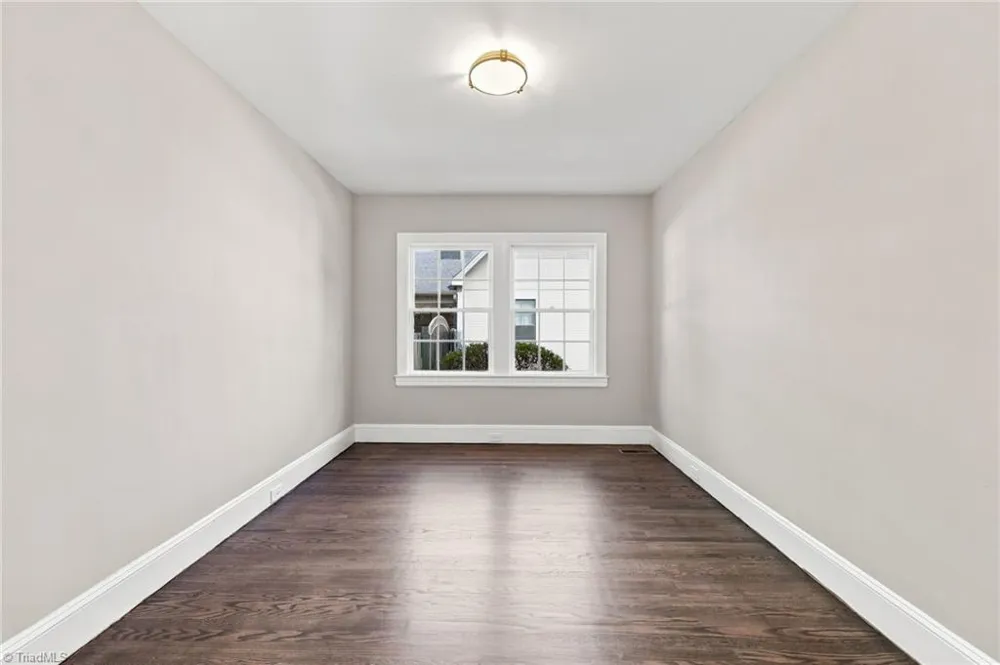 813 Arbordale Avenue High Point, NC 27262