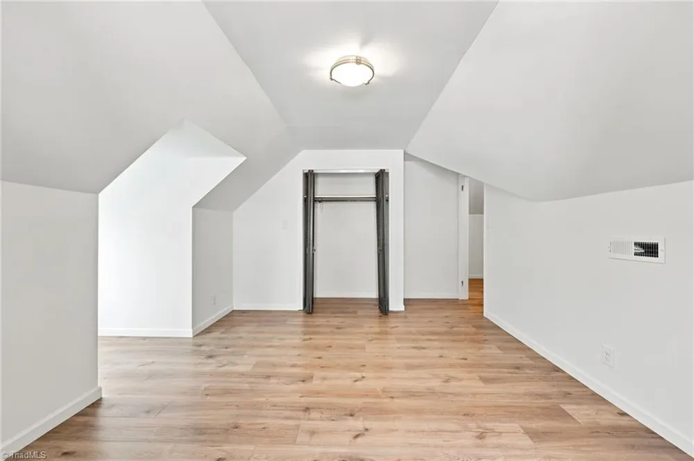 813 Arbordale Avenue High Point, NC 27262