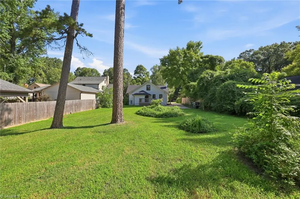 813 Arbordale Avenue High Point, NC 27262