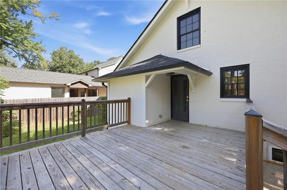 813 Arbordale Avenue High Point, NC 27262
