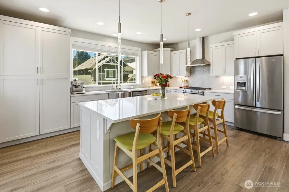 19611 3rd Drive SE Bothell, WA 98012