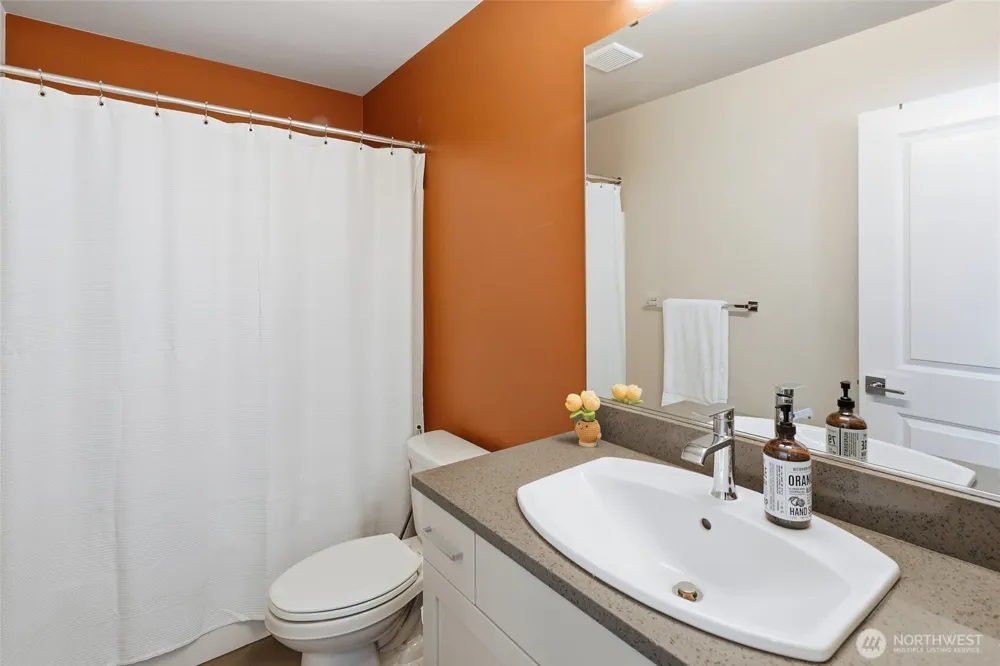 19611 3rd Drive SE Bothell, WA 98012