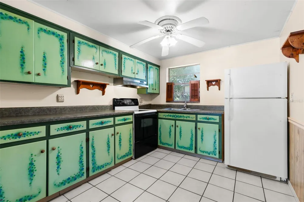 6903 OHIO AVENUE Gibsonton, FL 33534