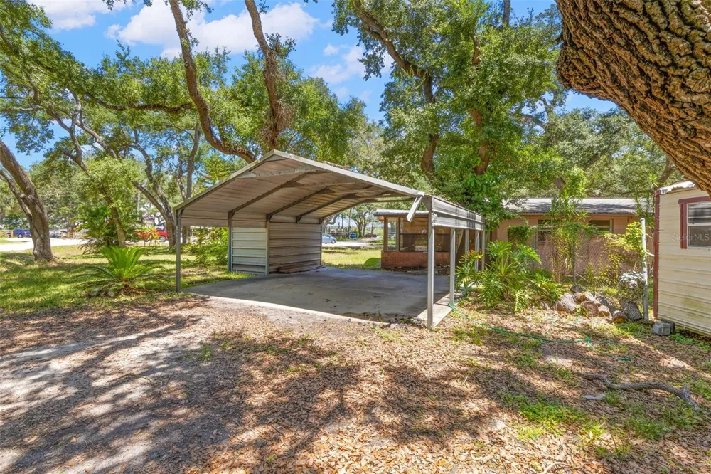 6903 OHIO AVENUE Gibsonton, FL 33534
