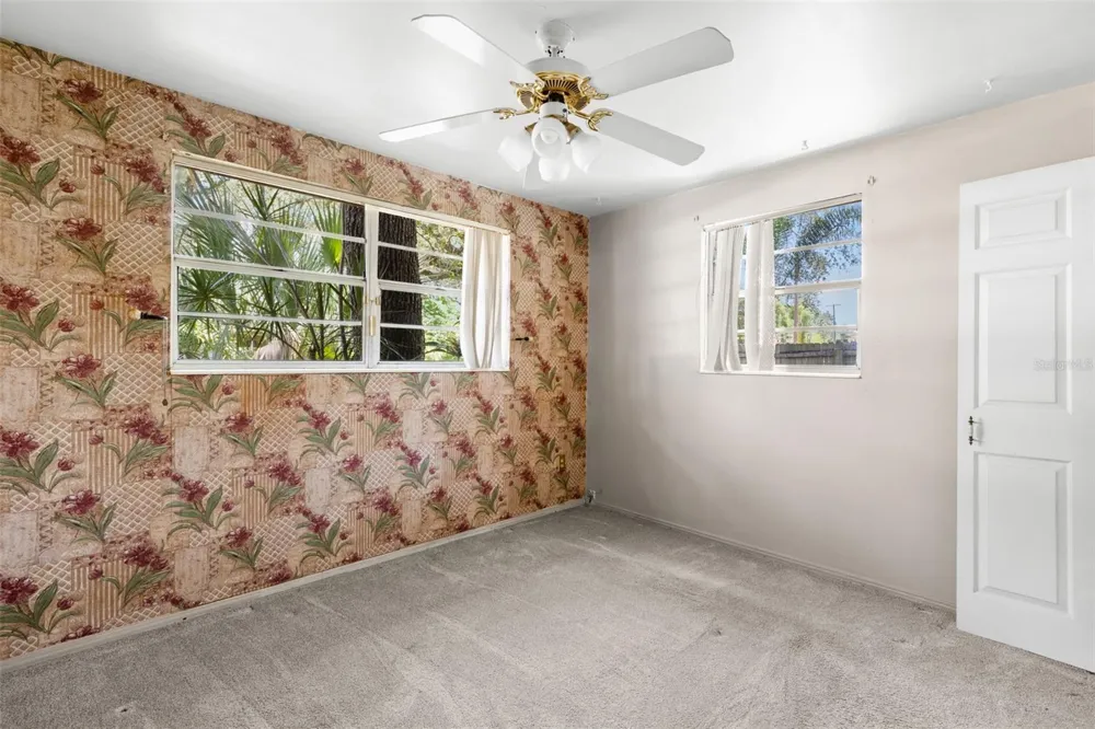6903 OHIO AVENUE Gibsonton, FL 33534